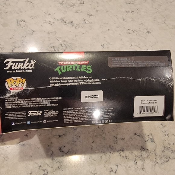 Funko Pop Teenage Mutant Ninja Turtles Turtle Power Characters Graphic Tee MD - Picture 8 of 9